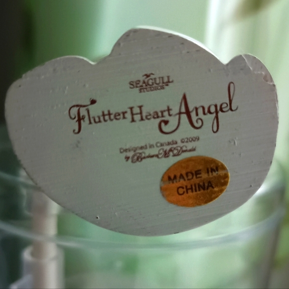 Seagull Studios Ceramic Flutter Heart Angel Figurine 2009, 6"H - Picture 11 of 14